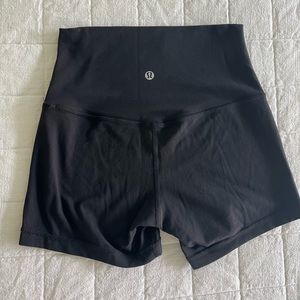 Lululemon Align Shorts (new design)